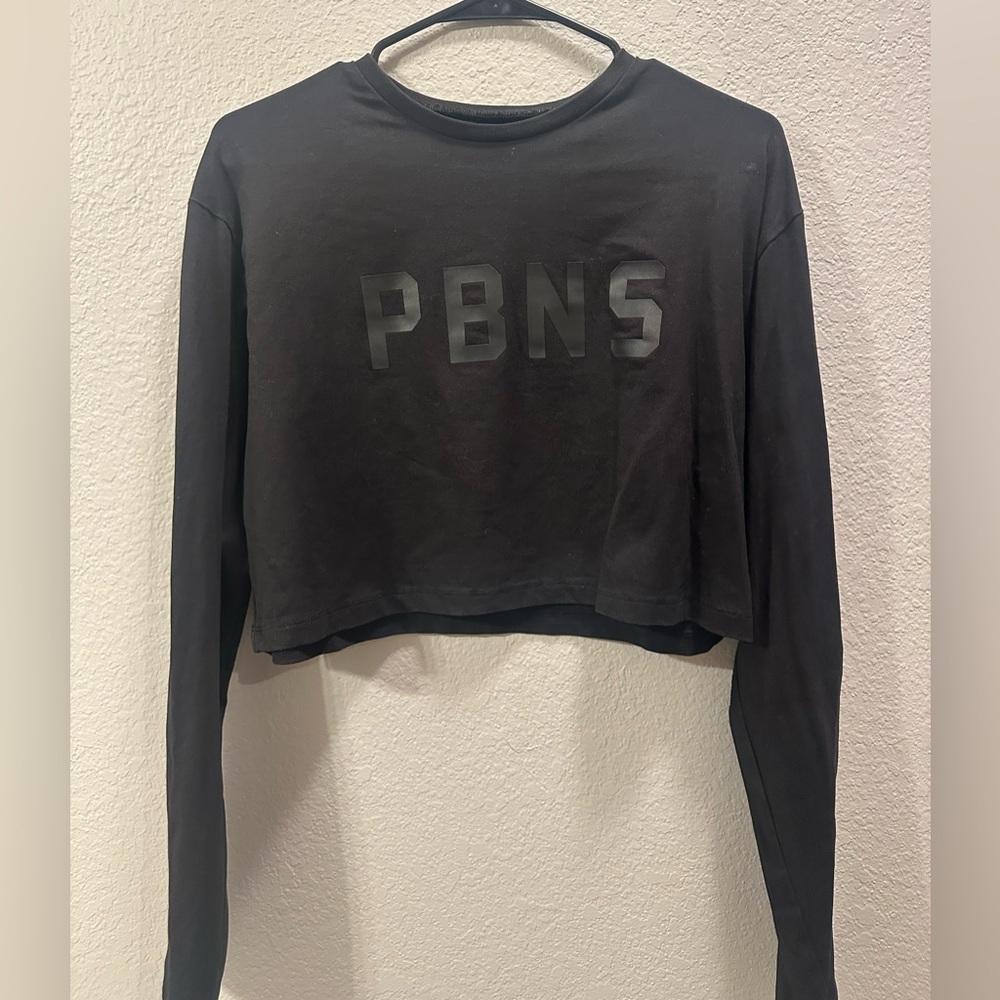 Alphalete Black Long Sleeve Crop Top